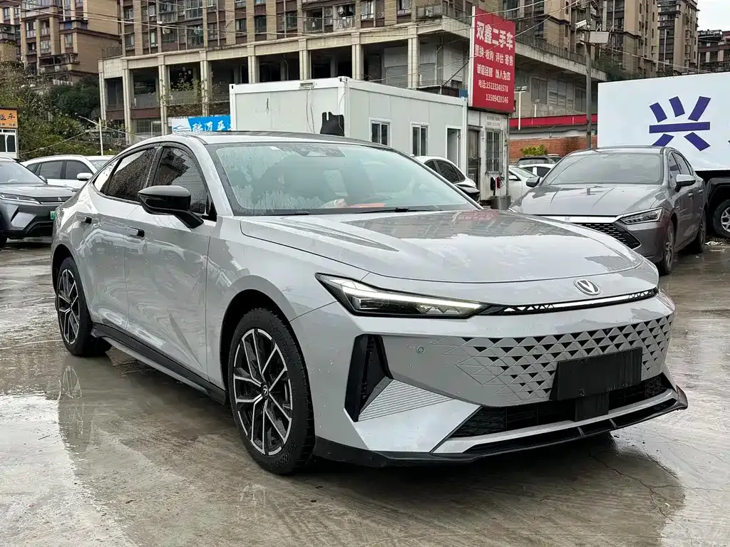 Changan UNI-V iDD 2024 из CN, фото 10