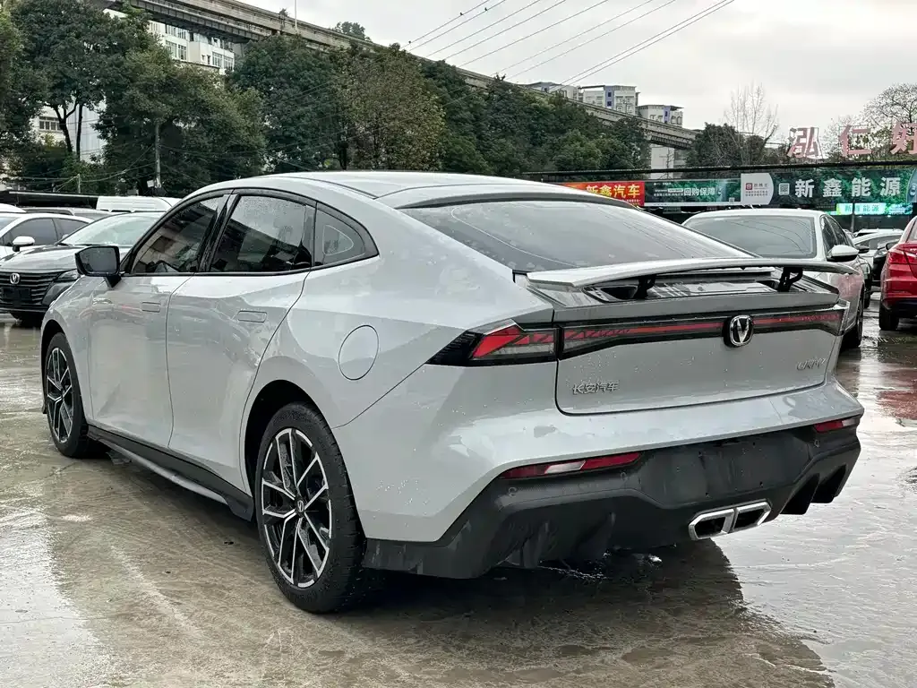 Changan UNI-V iDD 2024 из CN, фото 9