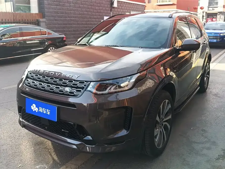 Land Rover Discovery Sport — фото 1