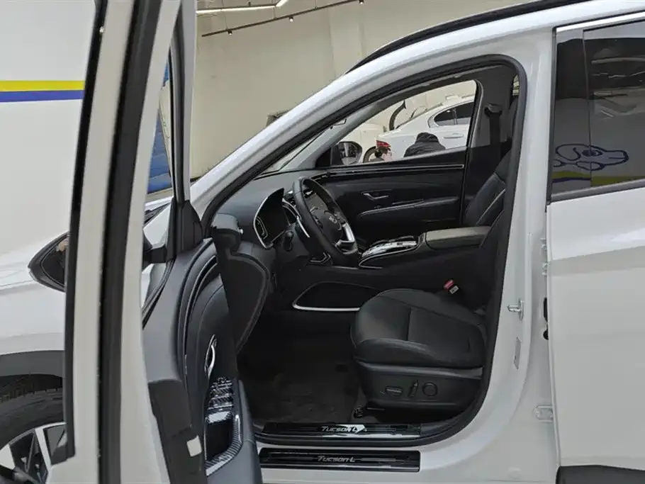 Hyundai Tucson 2023 из CN, фото 4
