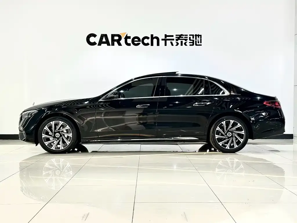 Mercedes-Benz E-Class 2024 из CN, фото 4