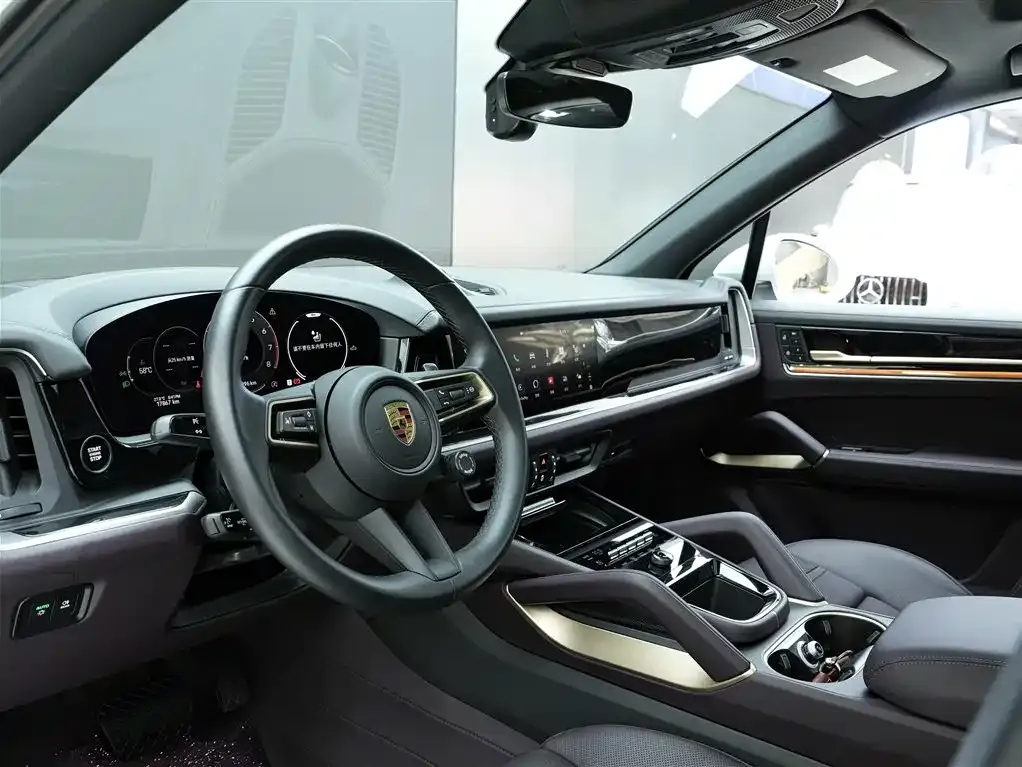 Porsche Cayenne 2024 из CN, фото 2