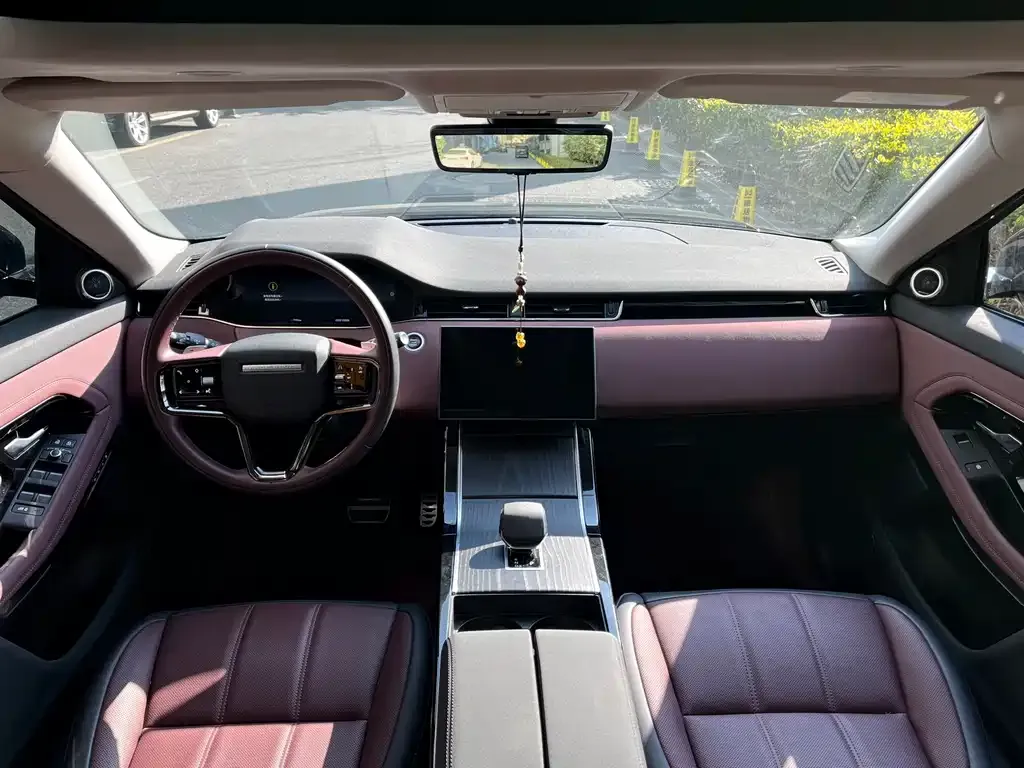 Land Rover Evoque 2025 из CN, фото 2
