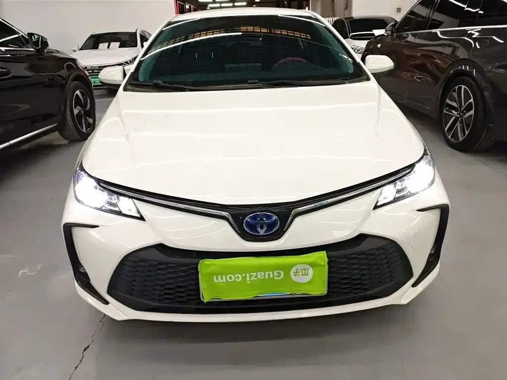Toyota Corolla 2024 из CN, фото 2