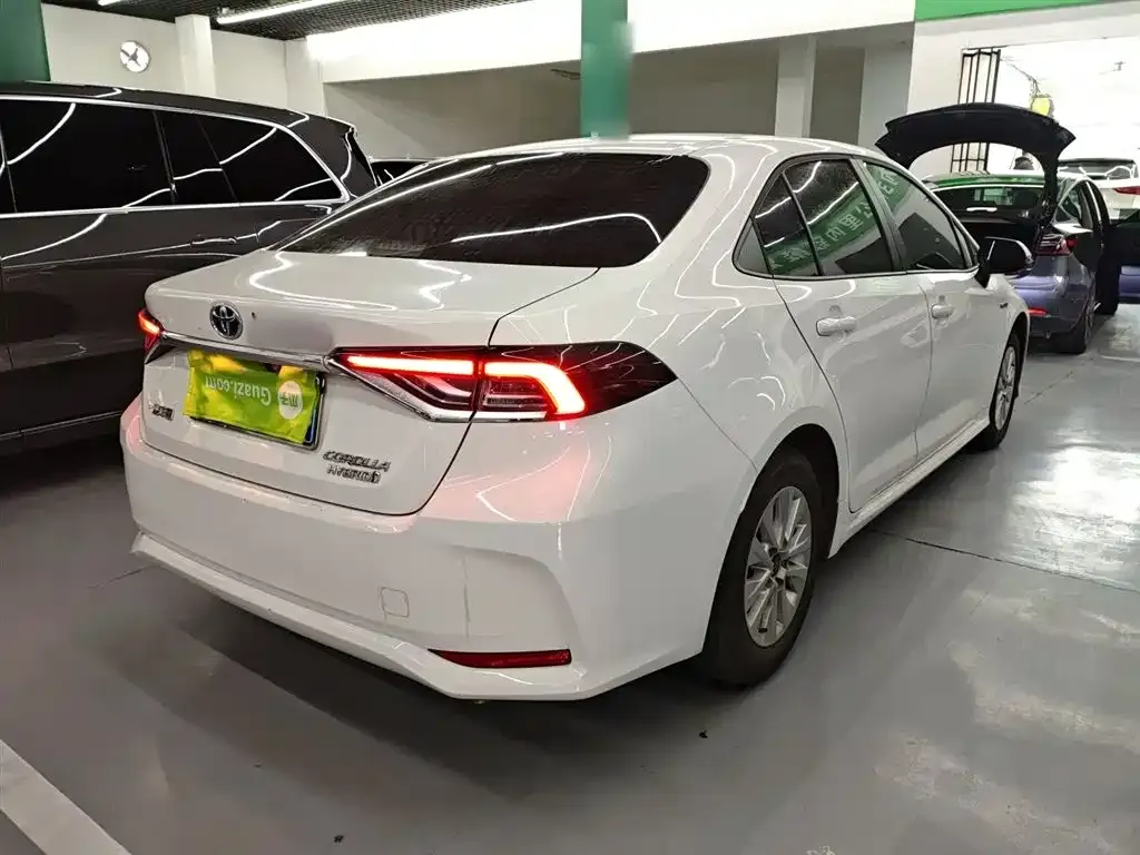 Toyota Corolla 2024 из CN, фото 7