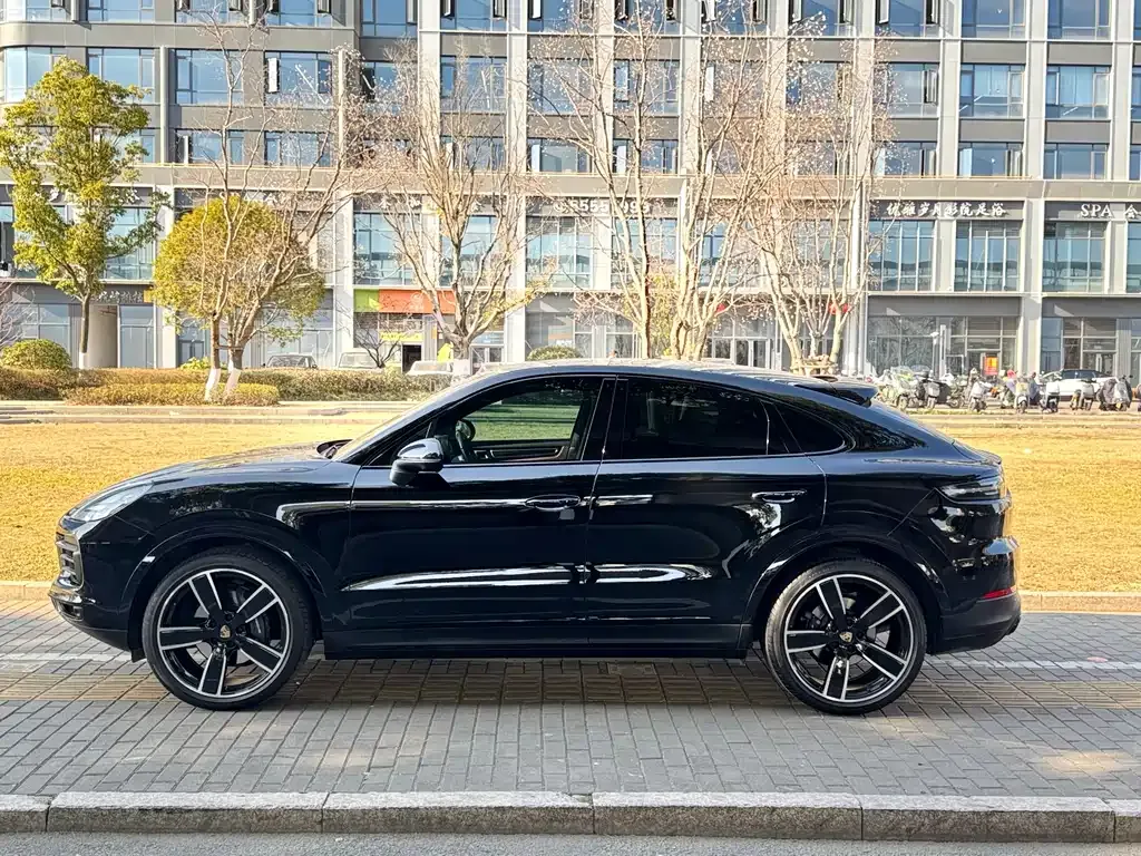 Porsche Cayenne 2023 из CN, фото 7