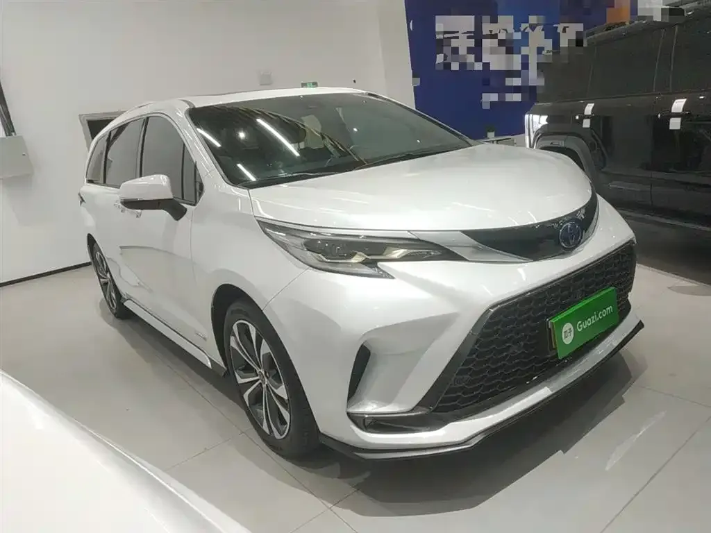 Toyota Granvia 2024 из CN, фото 6