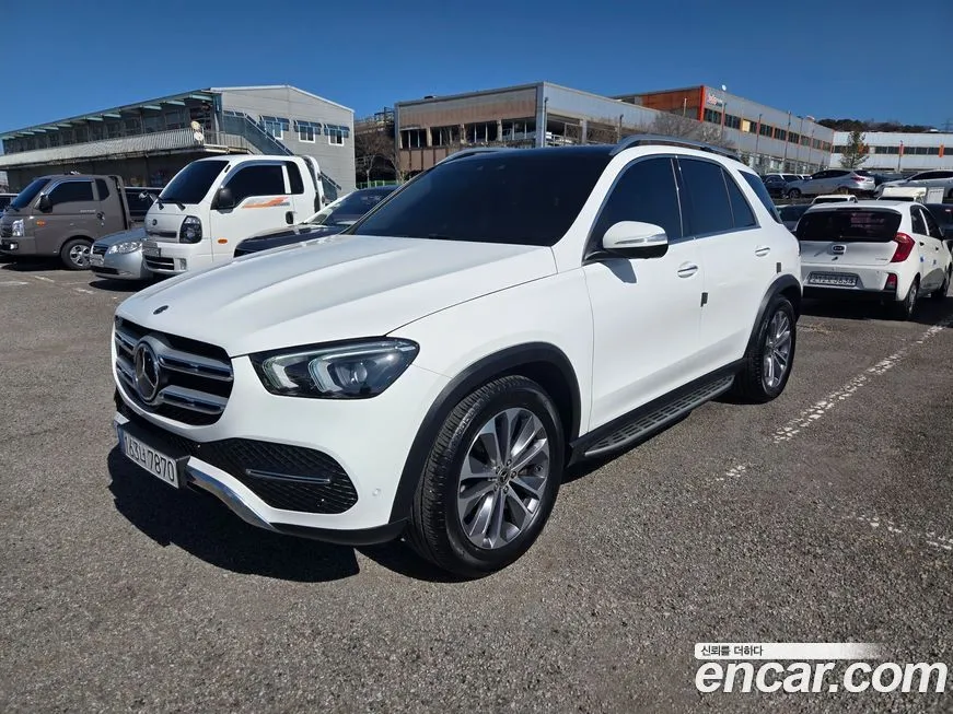 Mercedes-Benz GLE-Class — фото 8