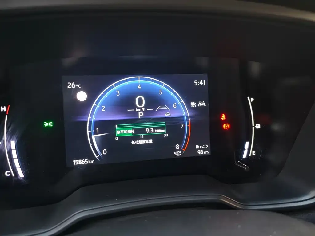 Toyota Corolla Cross 2024 из CN, фото 10