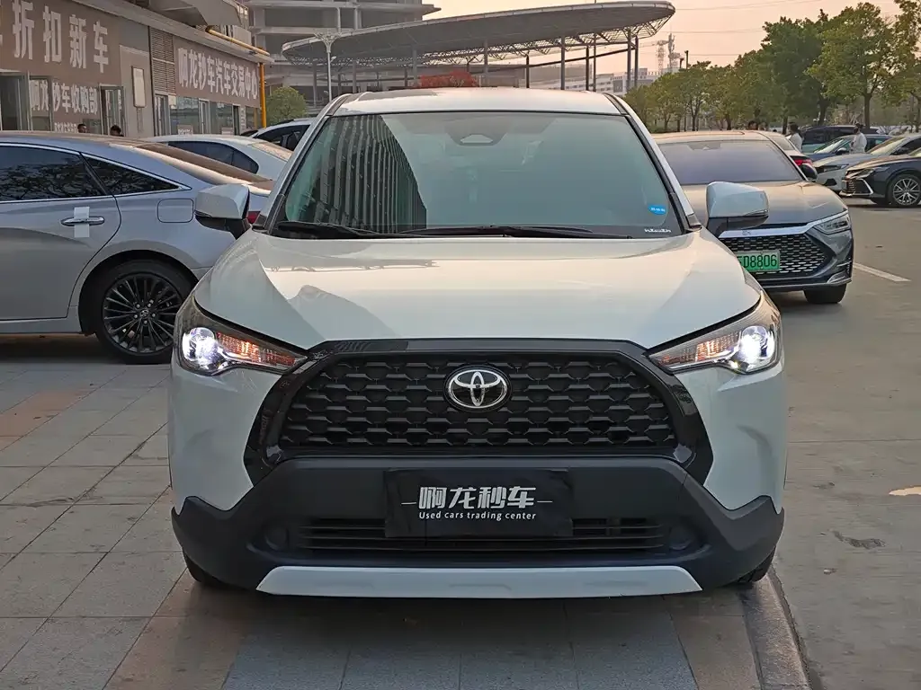 Toyota Corolla Cross 2024 из CN, фото 3