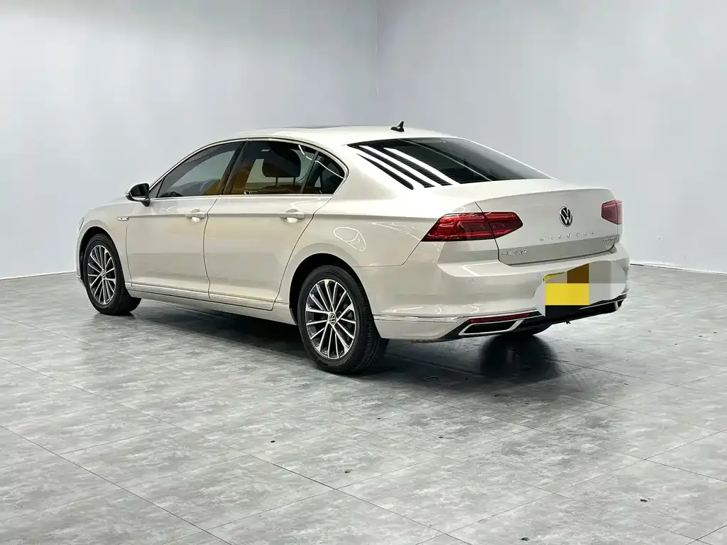 Volkswagen Magotan 2021 из CN, фото 7