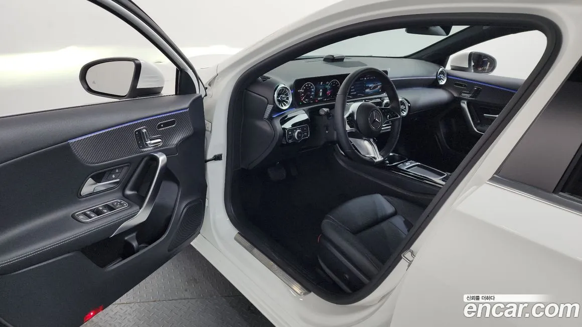 Mercedes-Benz A-Class 2025 из KR, фото 8