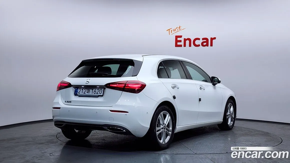 Mercedes-Benz A-Class 2025 из KR, фото 2