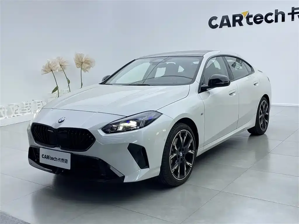 BMW 2 Series 2025 из CN, фото 1