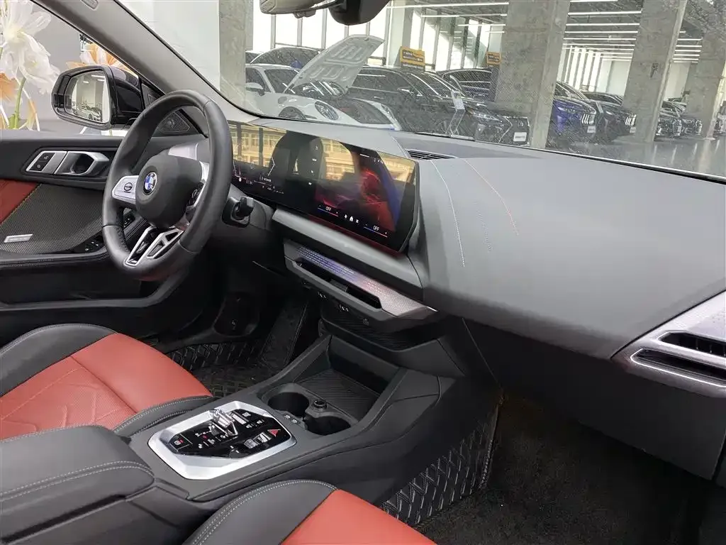 BMW 2 Series 2025 из CN, фото 8