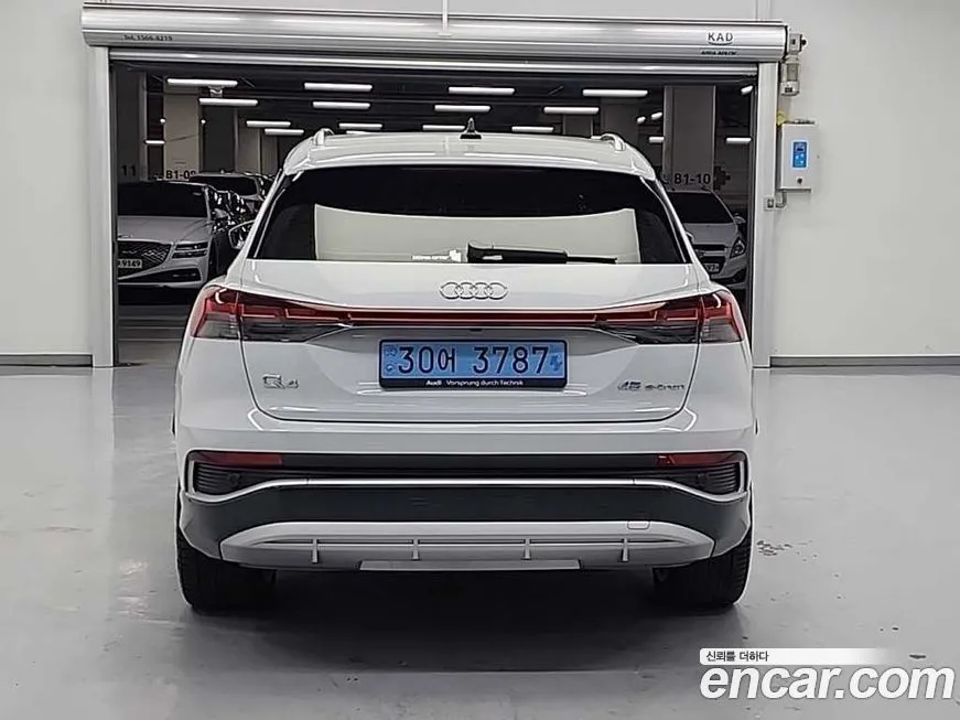 Audi Q4 e-tron 2025 из KR, фото 5
