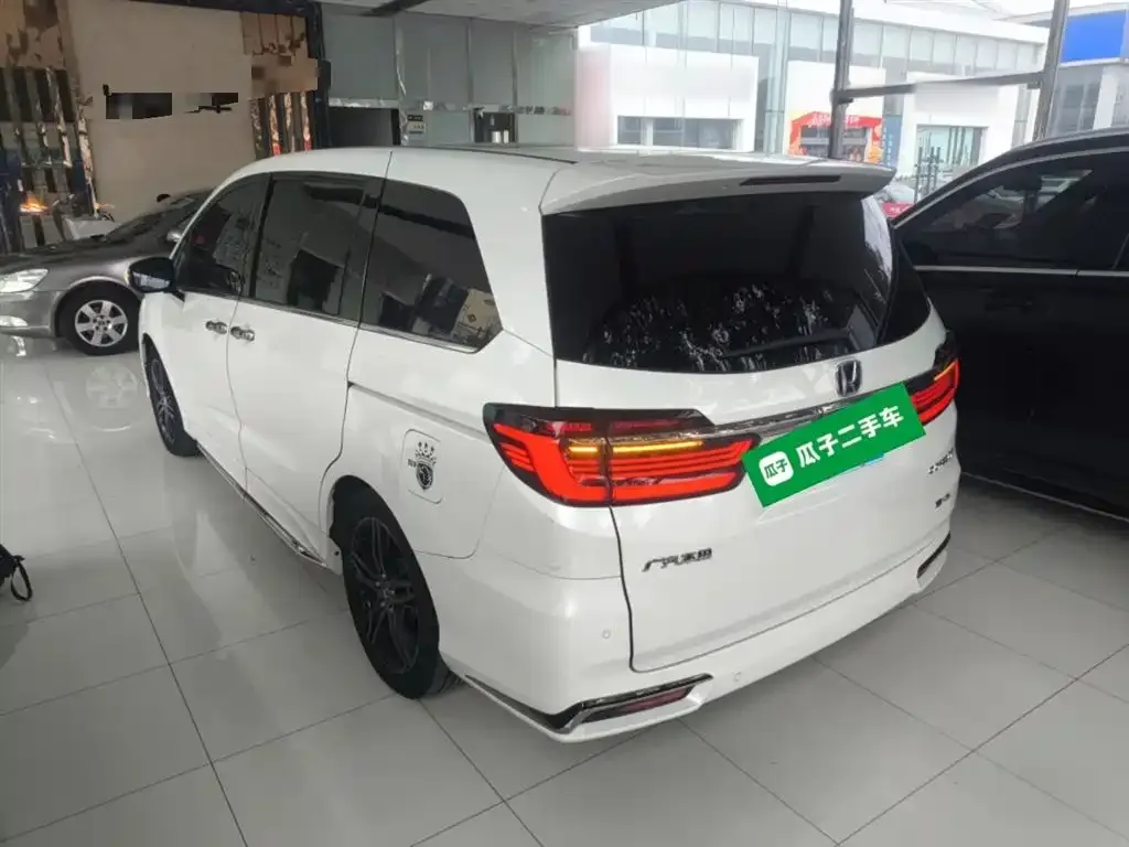 Honda Odyssey 2023 из CN, фото 3