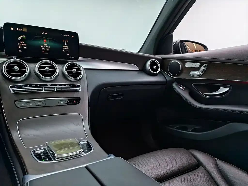 Mercedes-Benz GLC 2021 из CN, фото 7