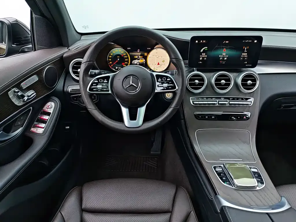 Mercedes-Benz GLC 2021 из CN, фото 10