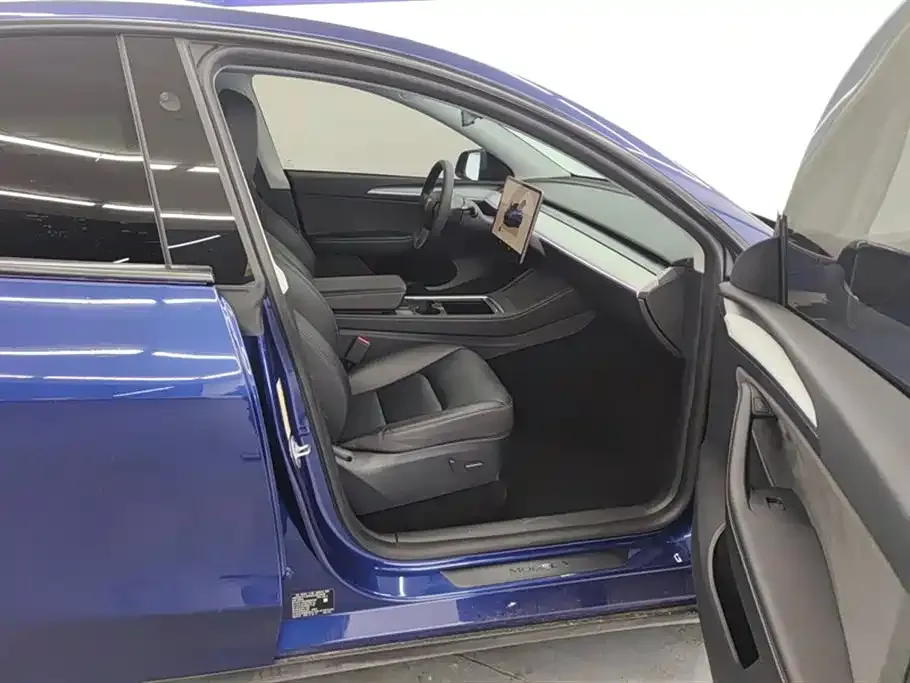 Tesla Model Y 2024 из CN, фото 7