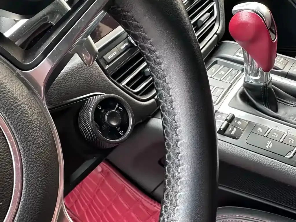 Porsche Macan 2021 из CN, фото 10