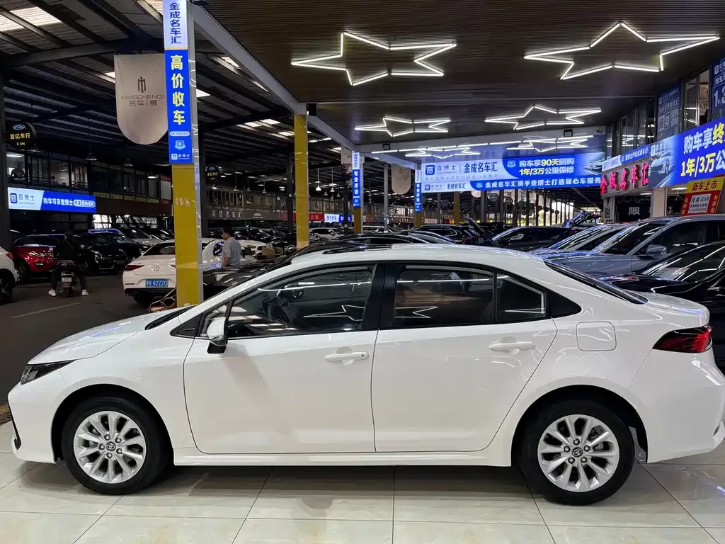 Toyota Corolla 2022 из CN, фото 10