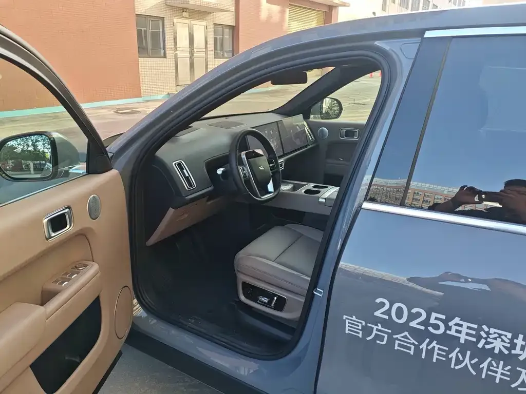 Li Auto L8 2025 из CN, фото 8