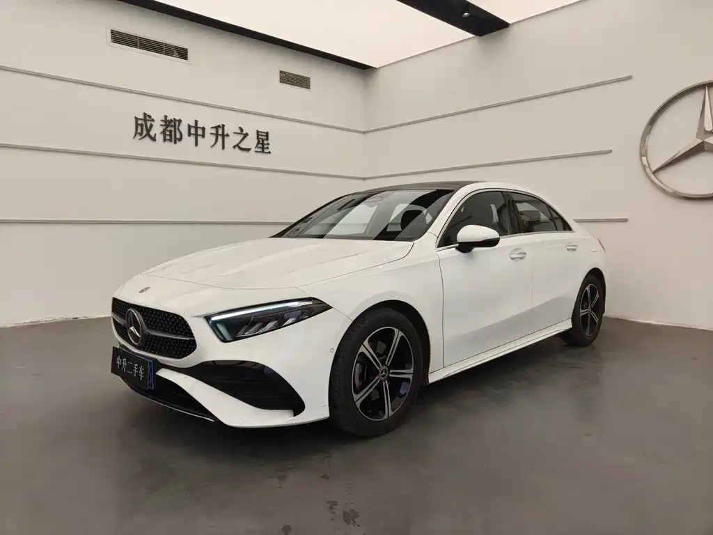 Mercedes-Benz A-Class — фото 1