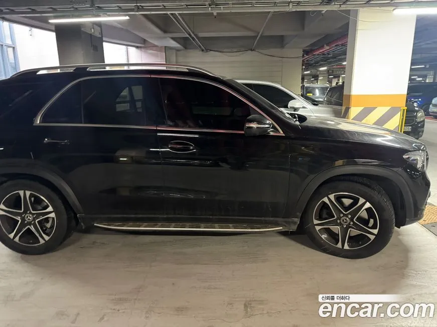 Mercedes-Benz GLE-Class — фото 5