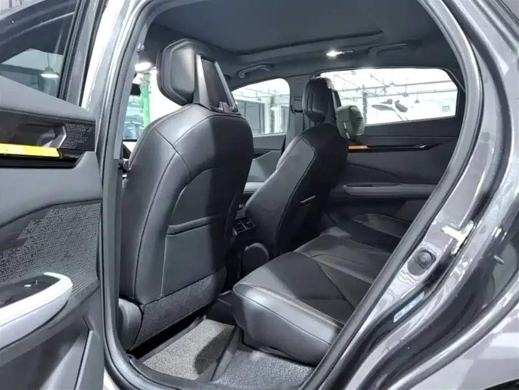Changan UNI-V 2022 из CN, фото 4