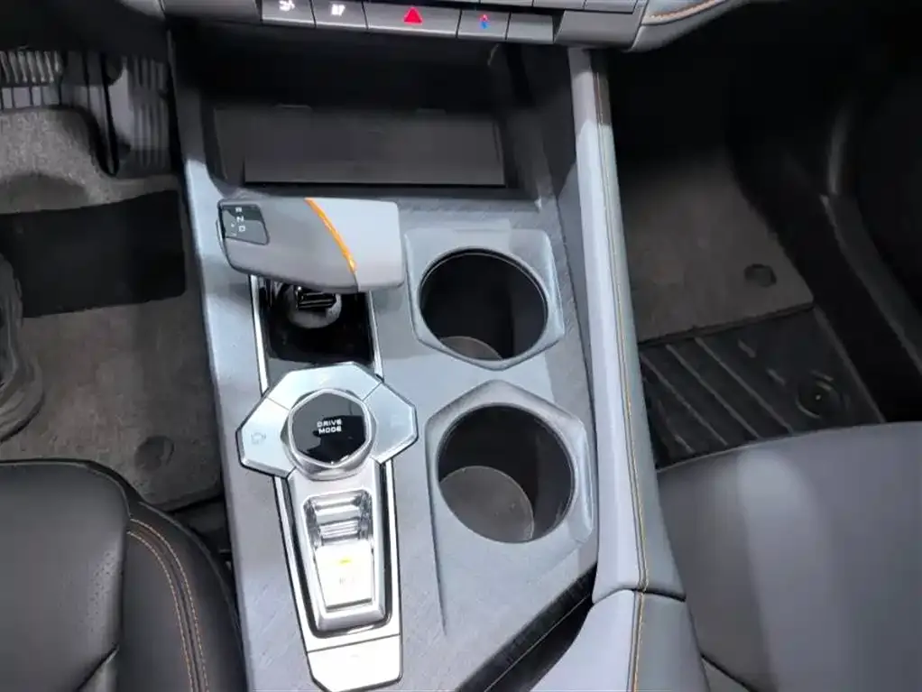 Changan UNI-V 2022 из CN, фото 9