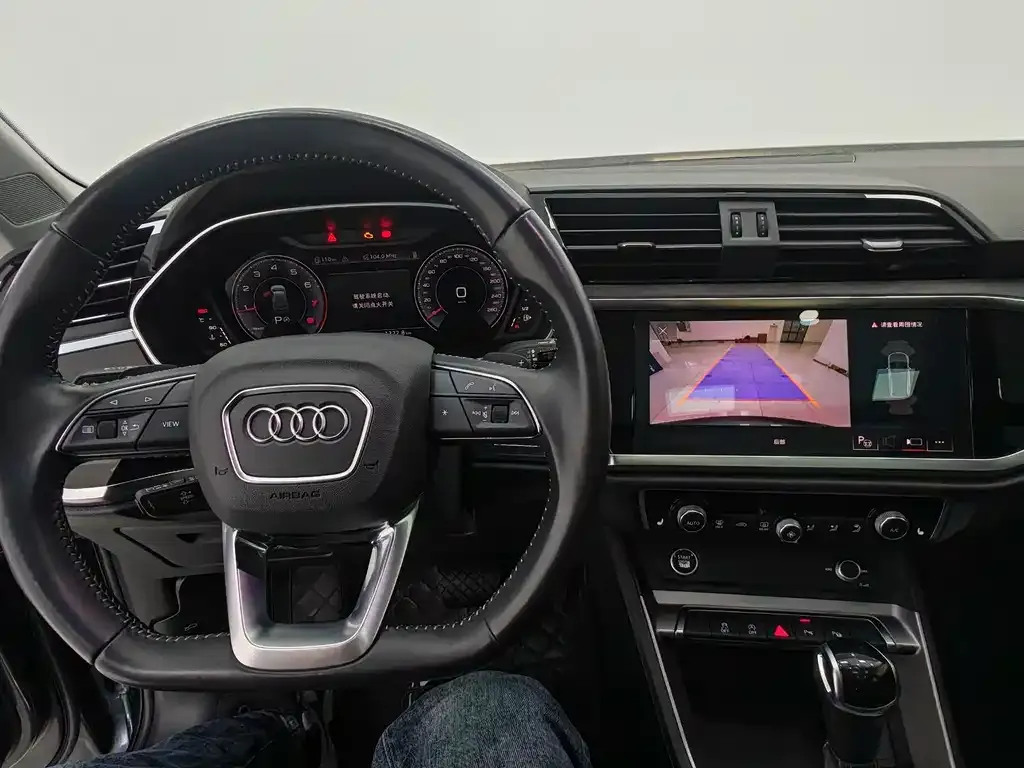 Audi Q3 2022 из CN, фото 2