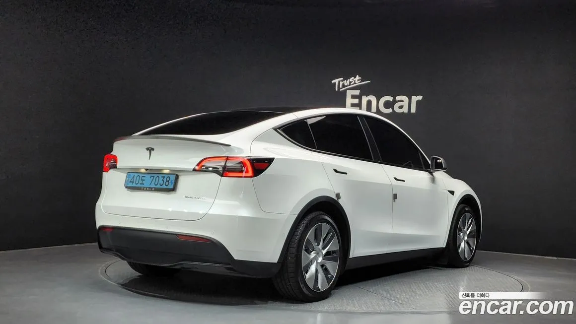 Tesla Model Y 2021 из KR, фото 5