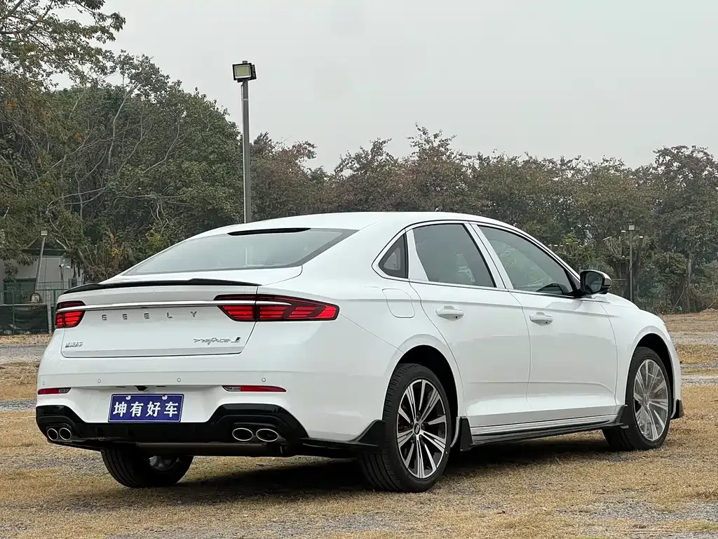 Geely Xingrui — фото 9