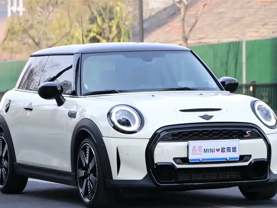 MINI Cooper (3-door) 2023 из CN, фото 6