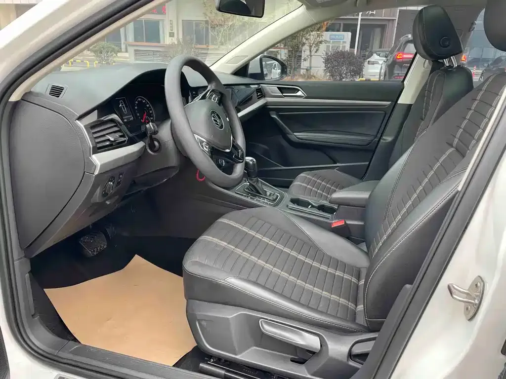 Volkswagen Lavida 2021 из CN, фото 6