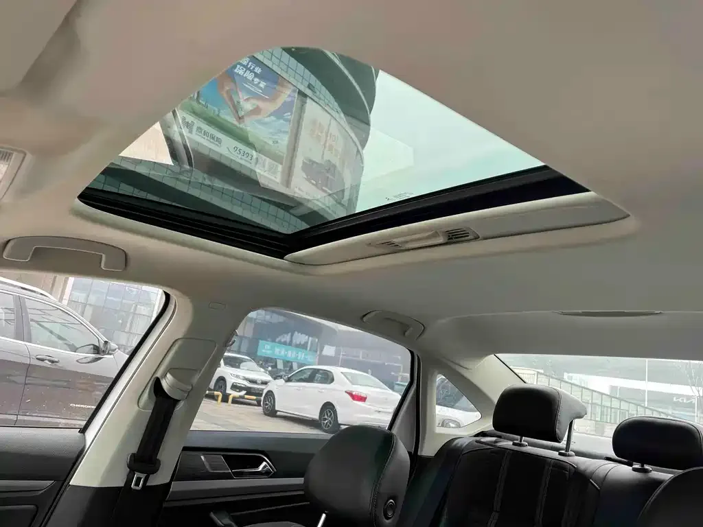 Volkswagen Lavida 2021 из CN, фото 5