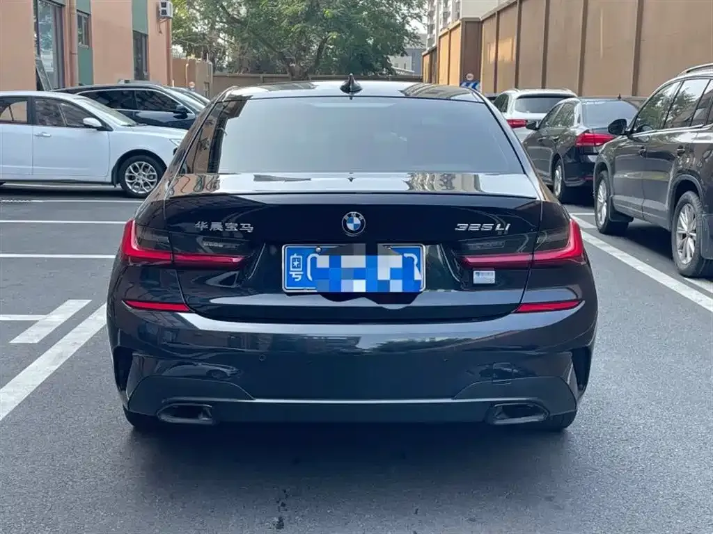 BMW 3 Series 2022 из CN, фото 5