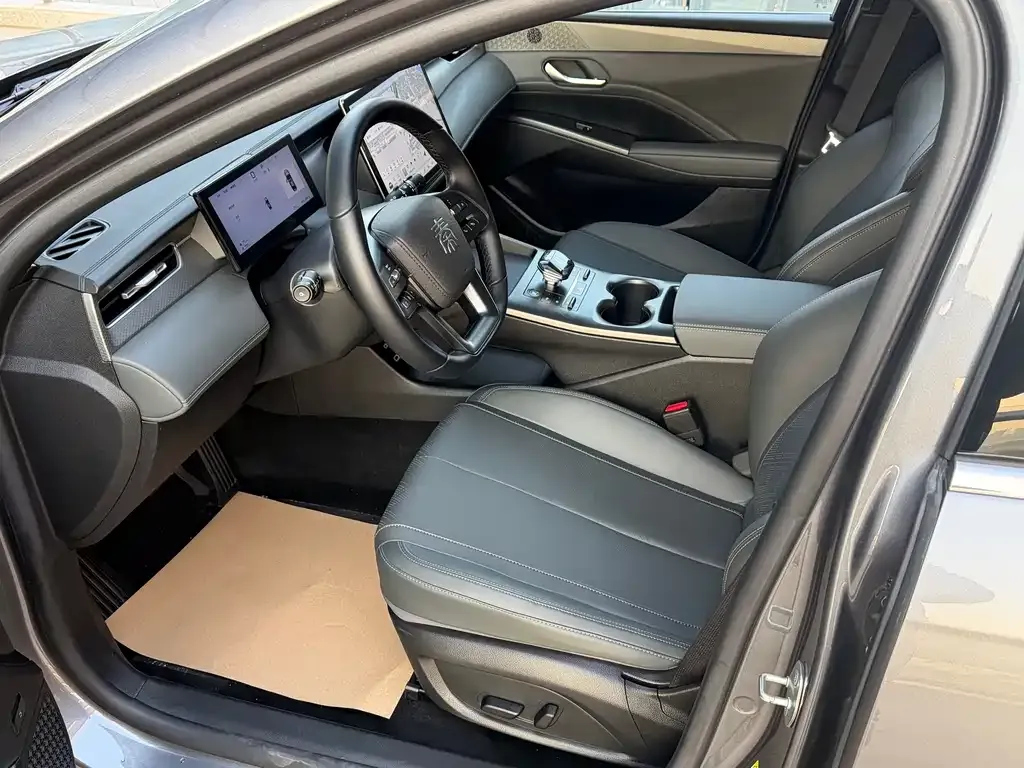 BYD Qin PLUS 2025 из CN, фото 2
