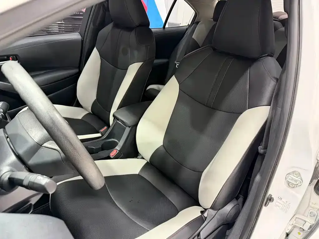 Toyota Corolla 2023 из CN, фото 5