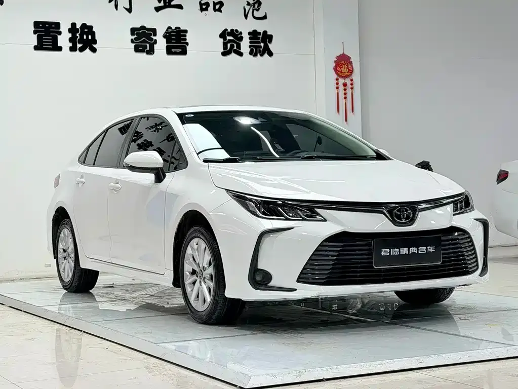 Toyota Corolla 2023 из CN, фото 3