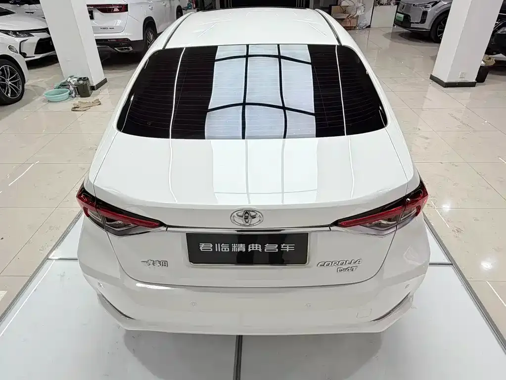 Toyota Corolla 2023 из CN, фото 10
