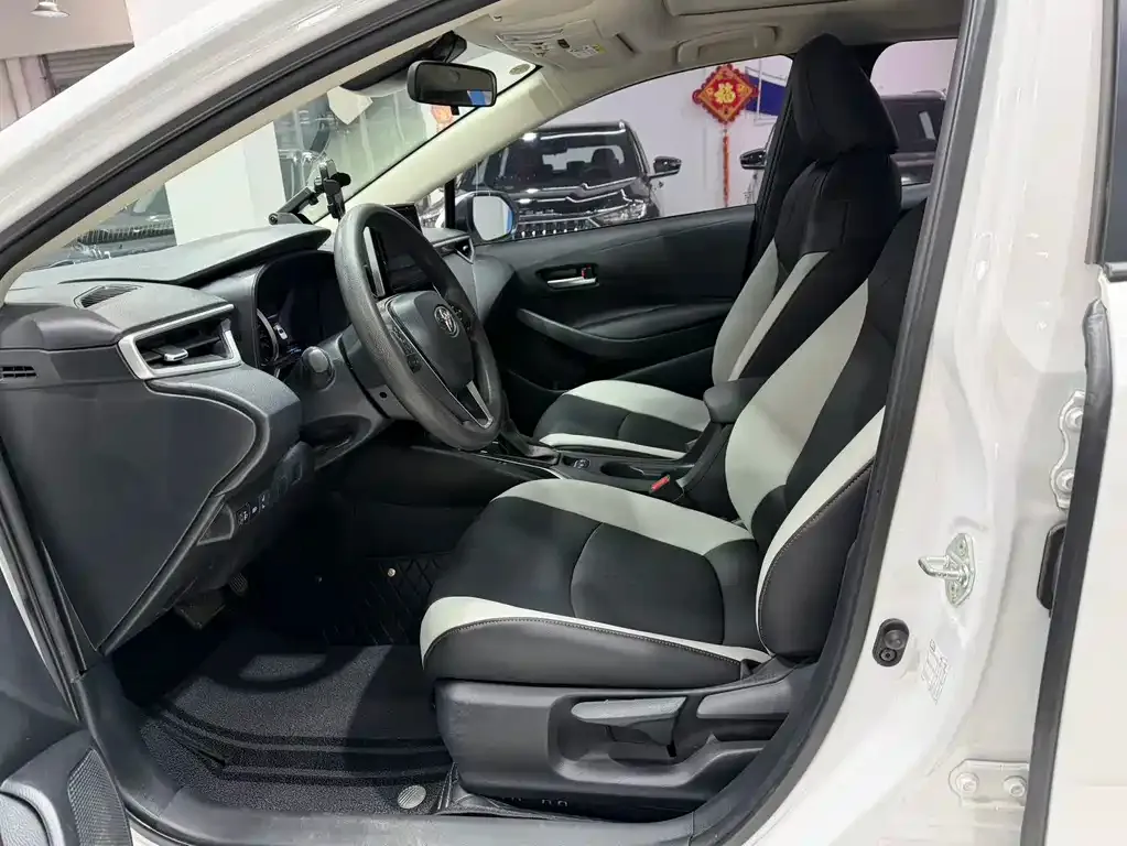 Toyota Corolla 2023 из CN, фото 7