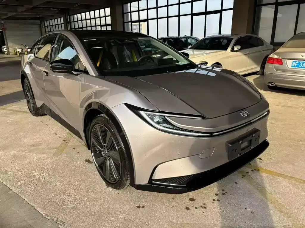 Toyota bZ5 2025 из CN, фото 9