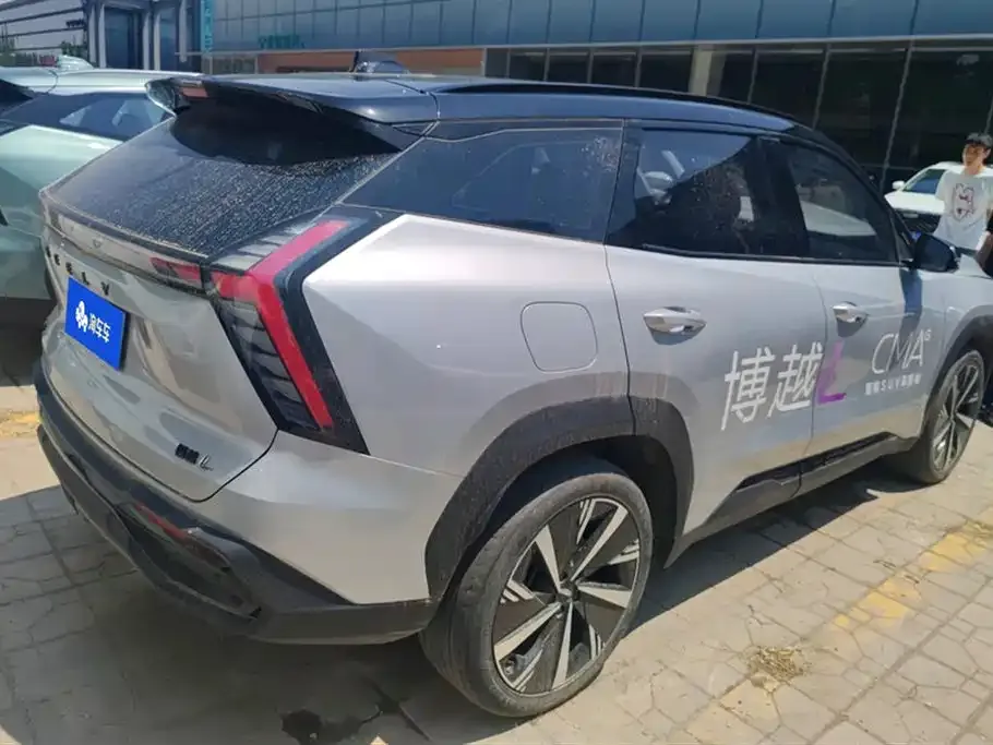 Geely Boyue L 2022 из CN, фото 3