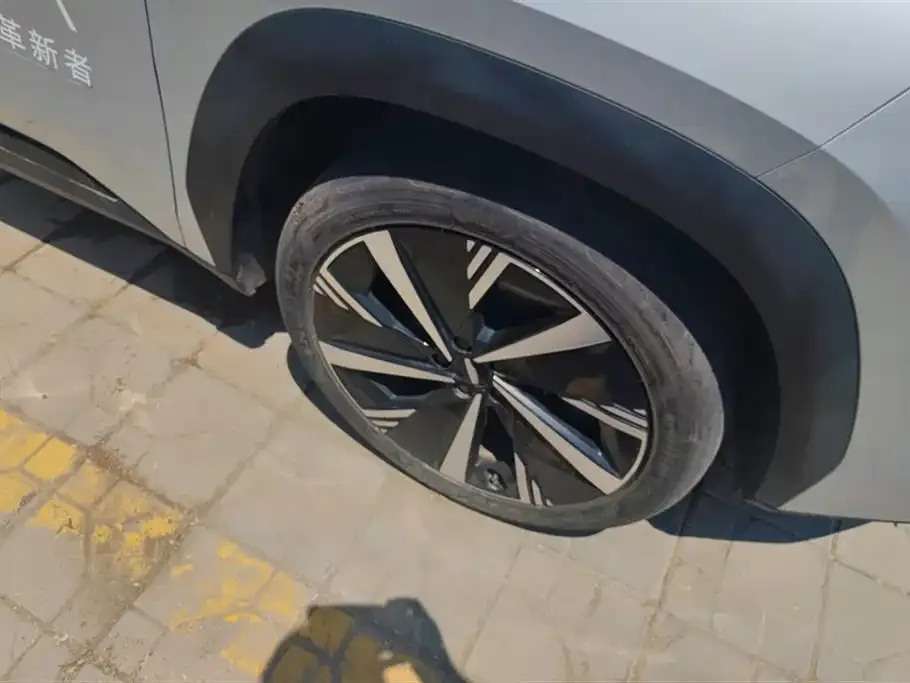 Geely Boyue L 2022 из CN, фото 7