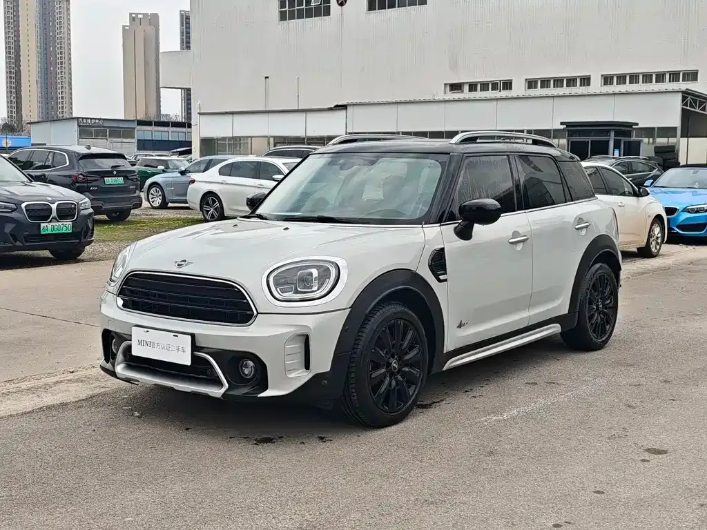 MINI Countryman — фото 1