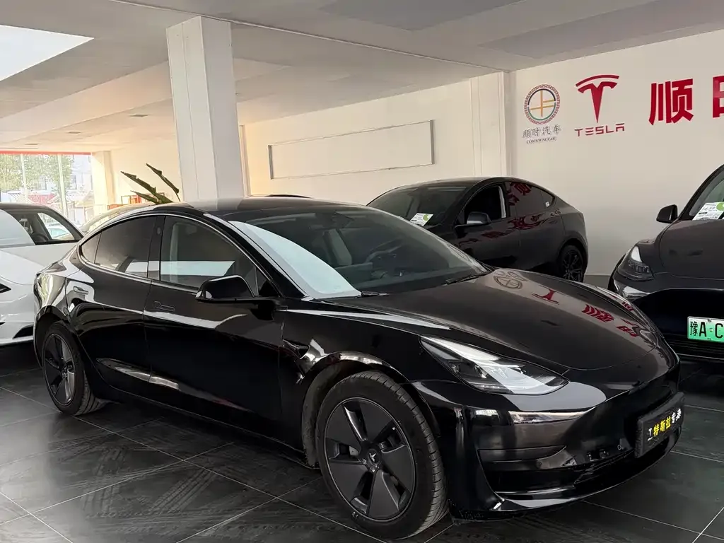 Tesla Model 3 2023 из CN, фото 5