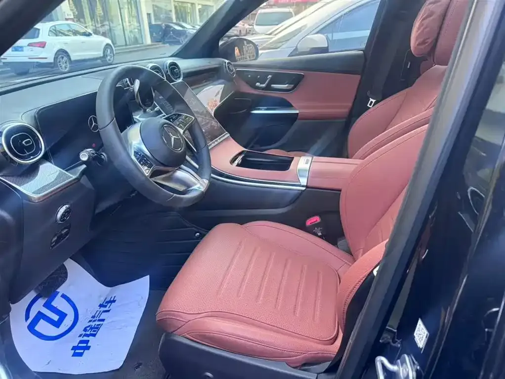 Mercedes-Benz GLC 2024 из CN, фото 3