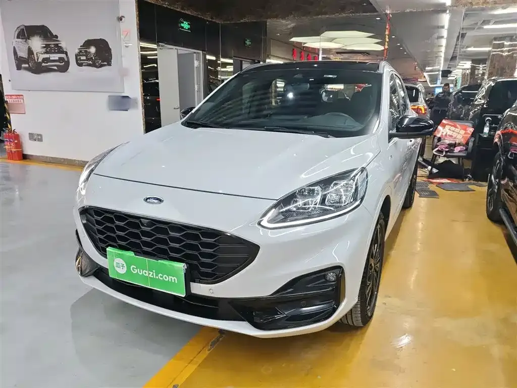 Ford Escape 2023 из CN, фото 9